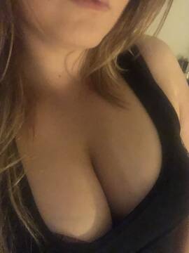 Public Photo of Roxyfire999