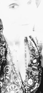 Public Photo of Mounia