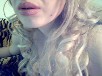 Public Photo of miss_pussycat