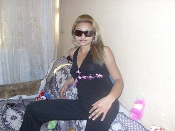 Public Photo of ladyhot18